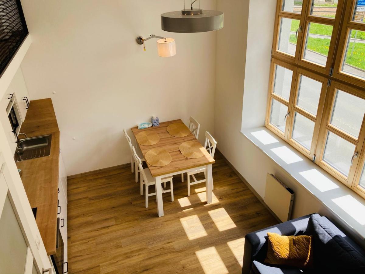 Residence Kotel 捷克布杰约维采 外观 照片